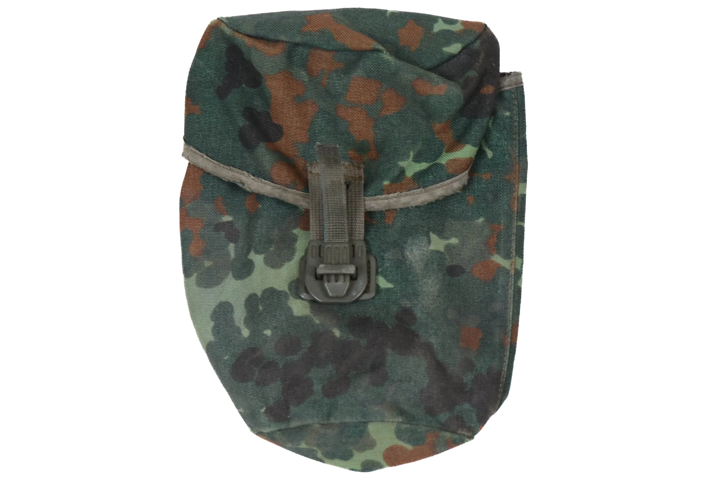 German Flecktarn Bundeswehr Canteen Pouch - Image 2