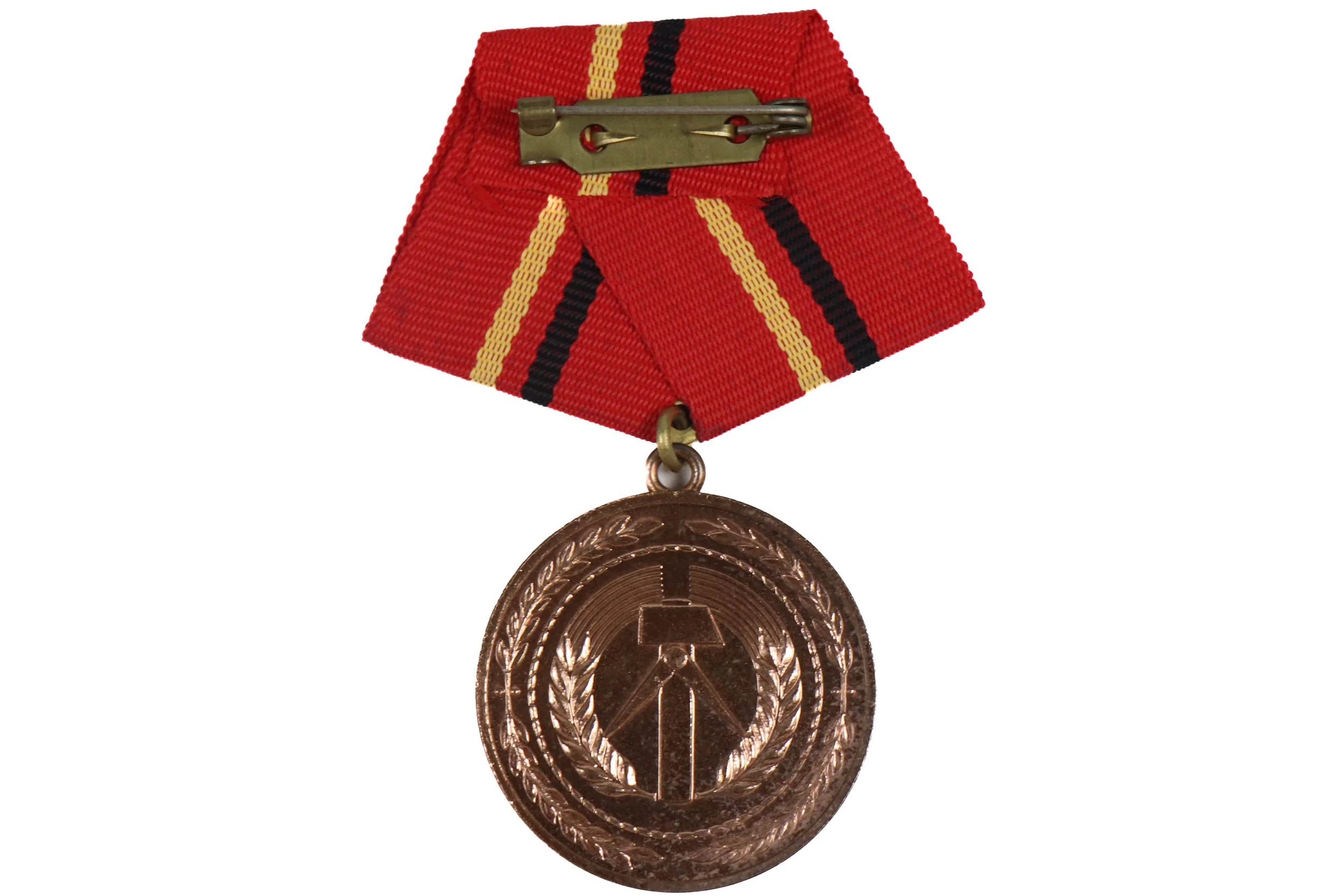 East German Army Verdienste der Kampfgruppen Medal - Image 3