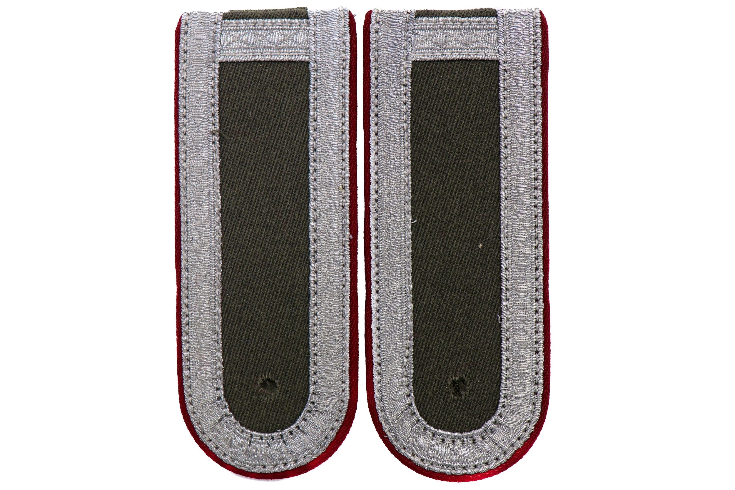 East German NCO Shoulder Board w Maroon Piping